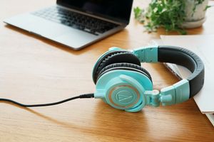 Лімітована версія найпопулярніших навушників Audio-Technica M50xBT2 Ice Blue